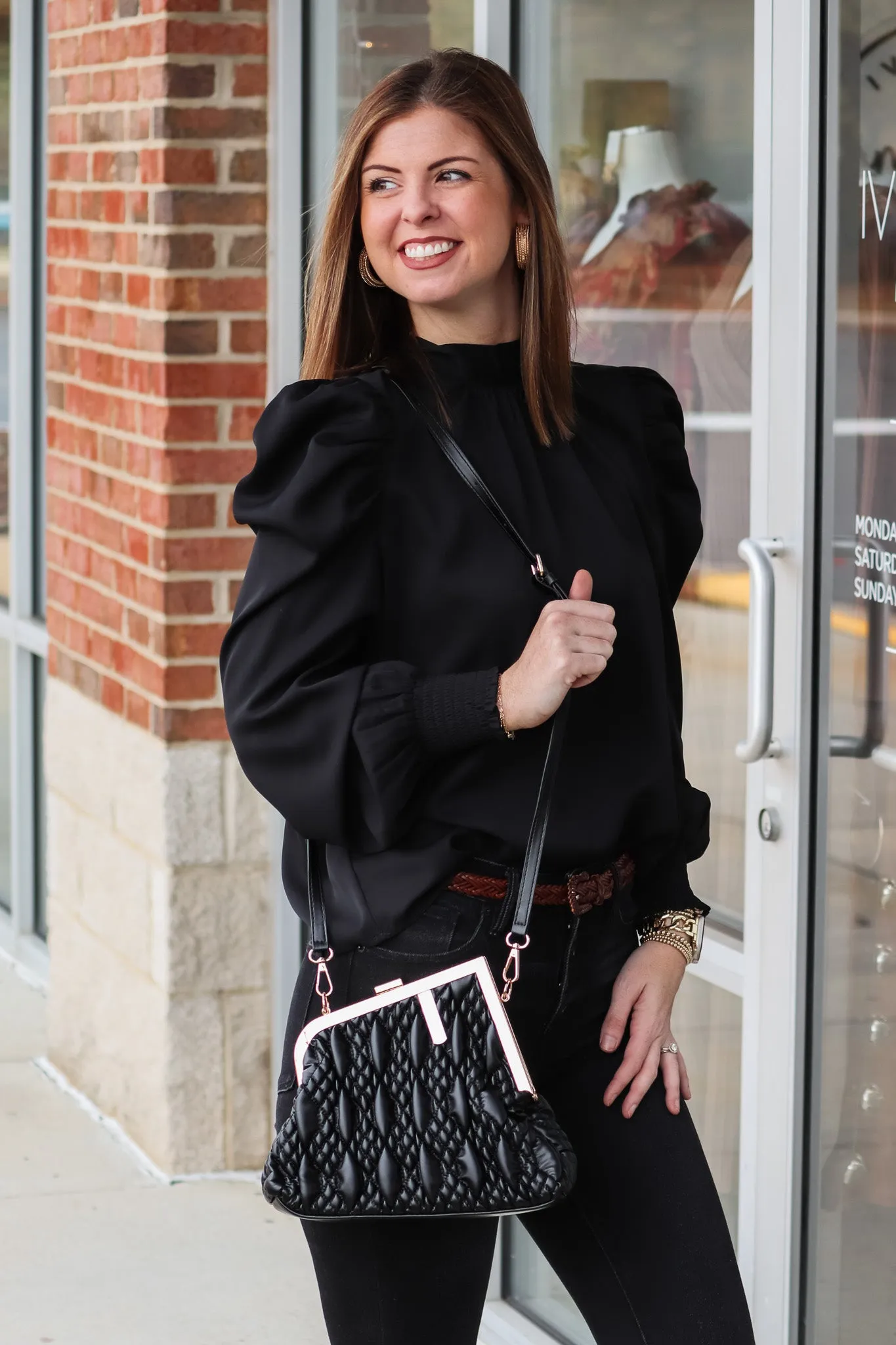 Chic Quilted Crossbody - Black