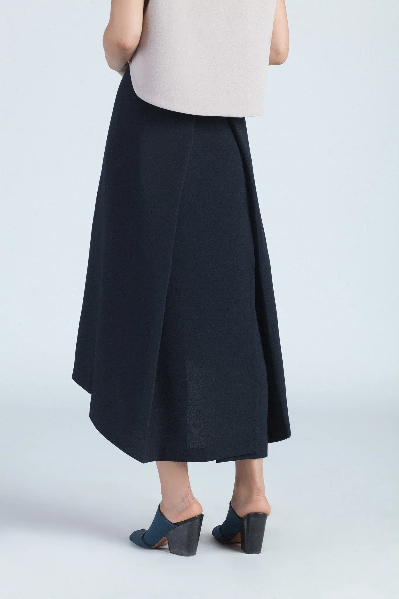 Piece Of Ring Pleated Midi Skirt - Black Blue