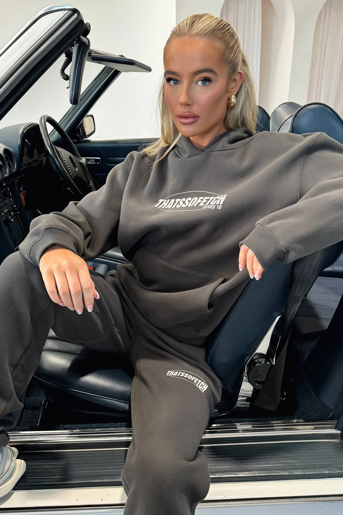Series 10 Sweatpants - Charcoal
